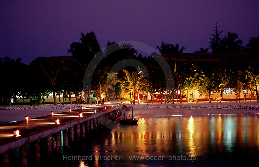 Maledivian Tourist Resort, Nightlife
