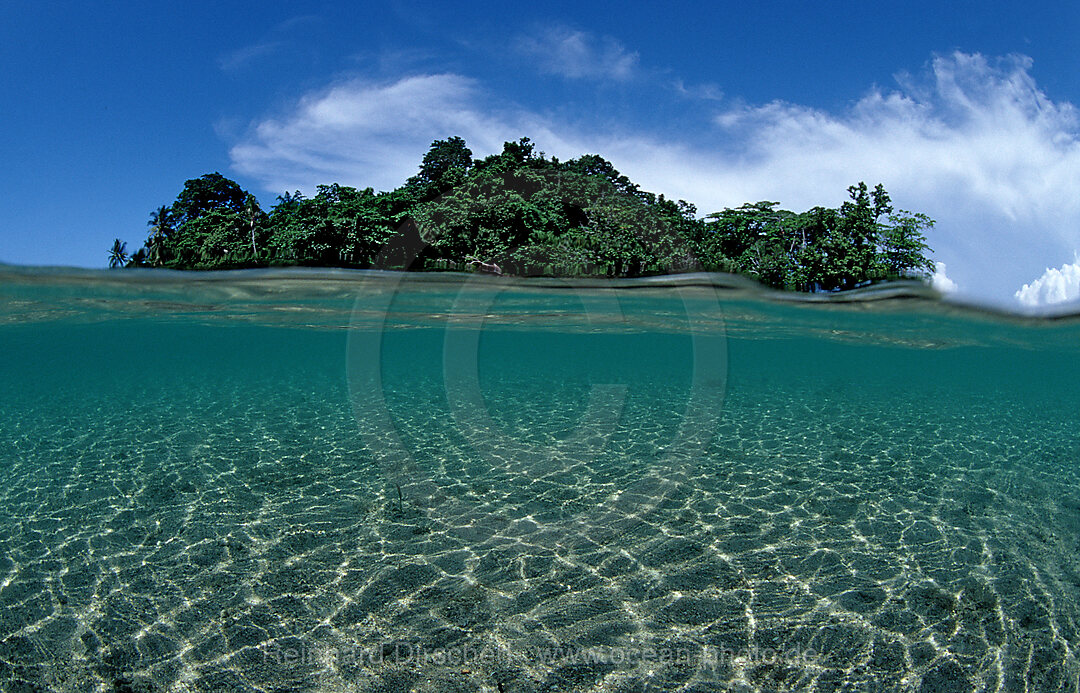 Tropische Insel, Spiltaufnahme, Pazifik, Pacific ocean, New Britain, Papua Neu Guinea