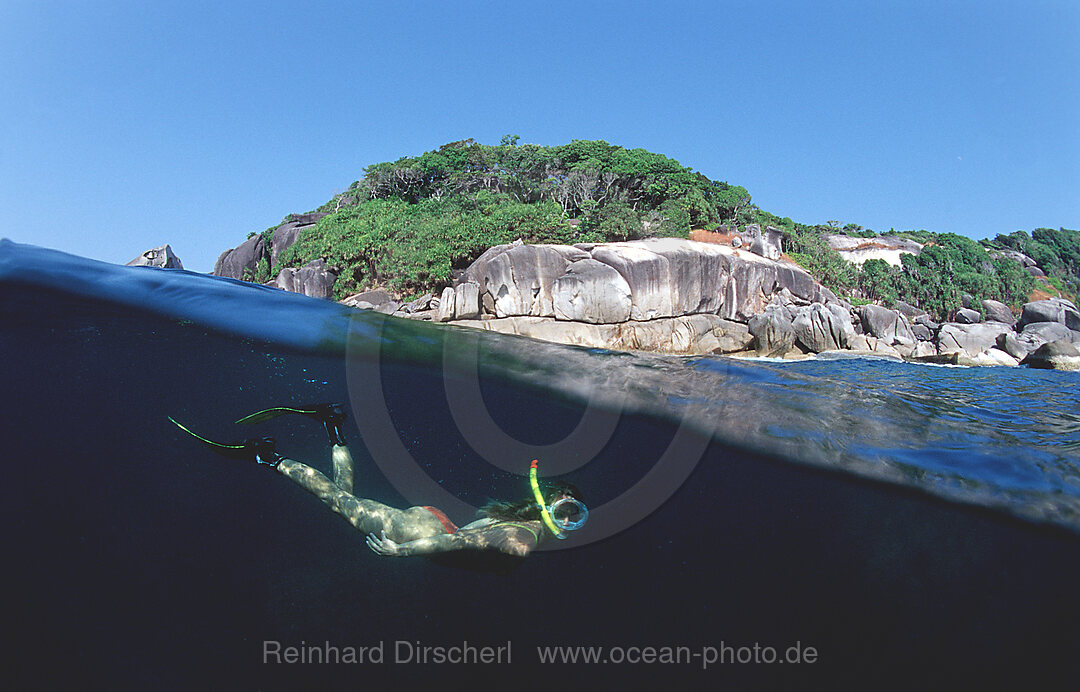 Schnorcheln vor Insel, Schnorchler, Indischer Ozean, Andamanensee, Burma, Myanmar, Birma