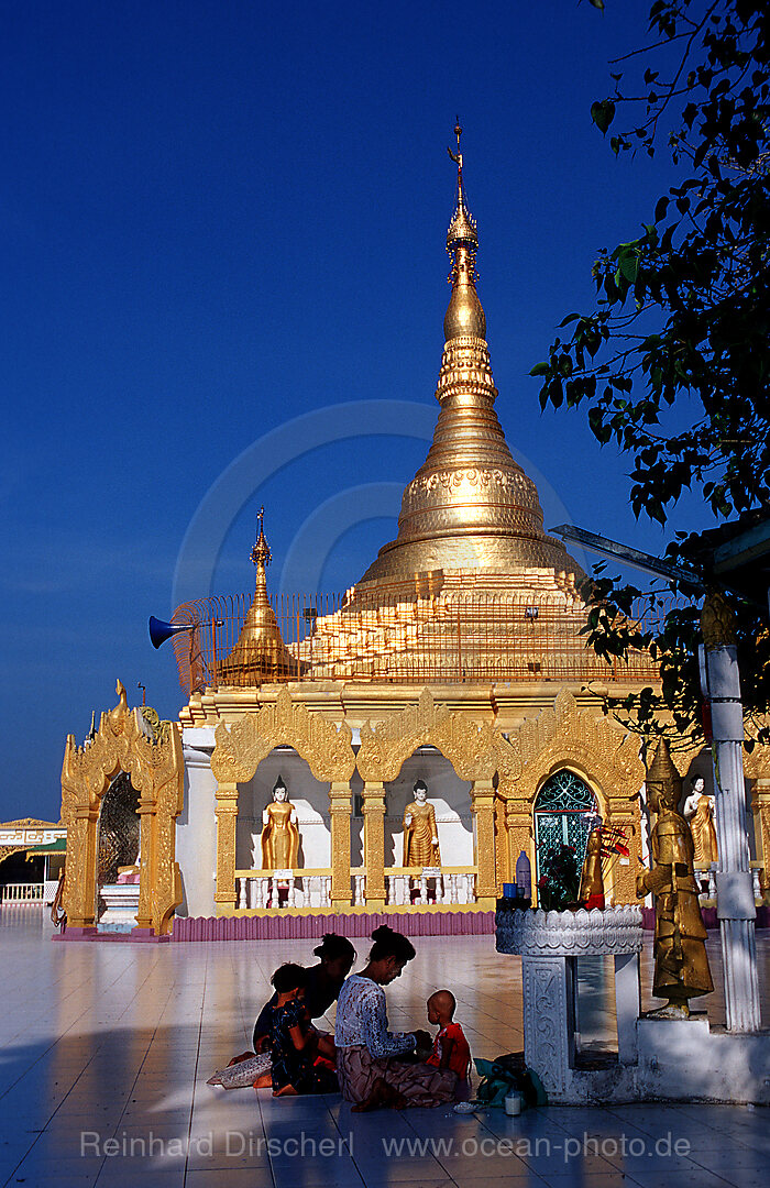 Praying woman in temple, Kawthaung, Burma, Myanmar, Birma