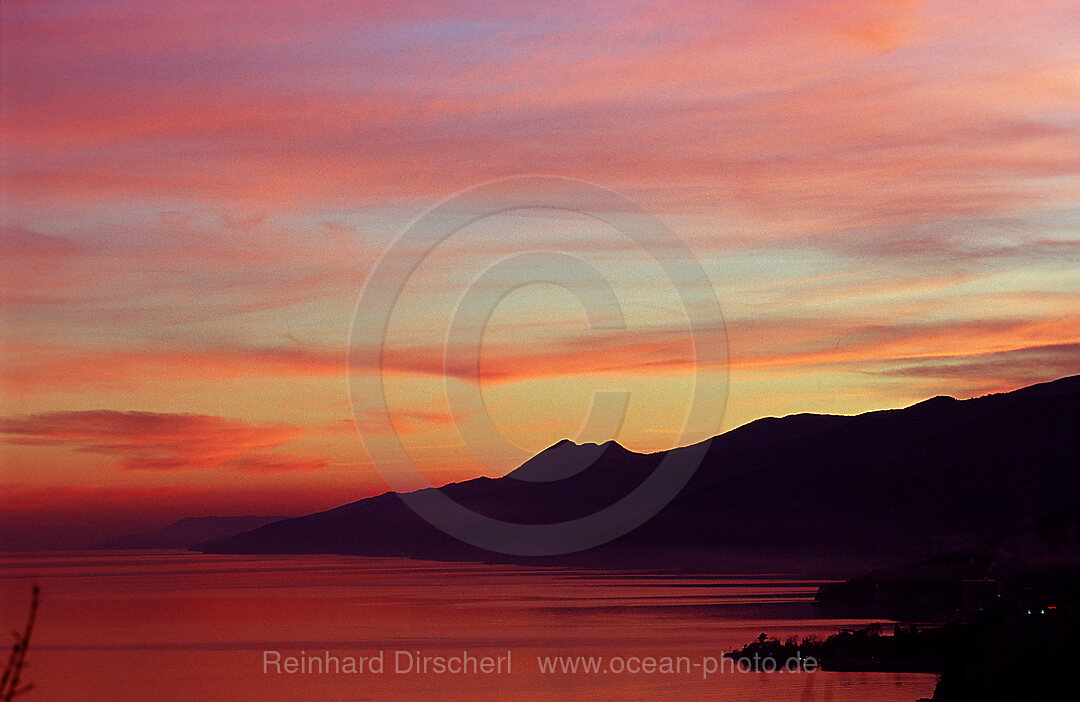 Kueste von Istrien, Sonnenuntergang, Mittelmeer, Kroatien, Istrien