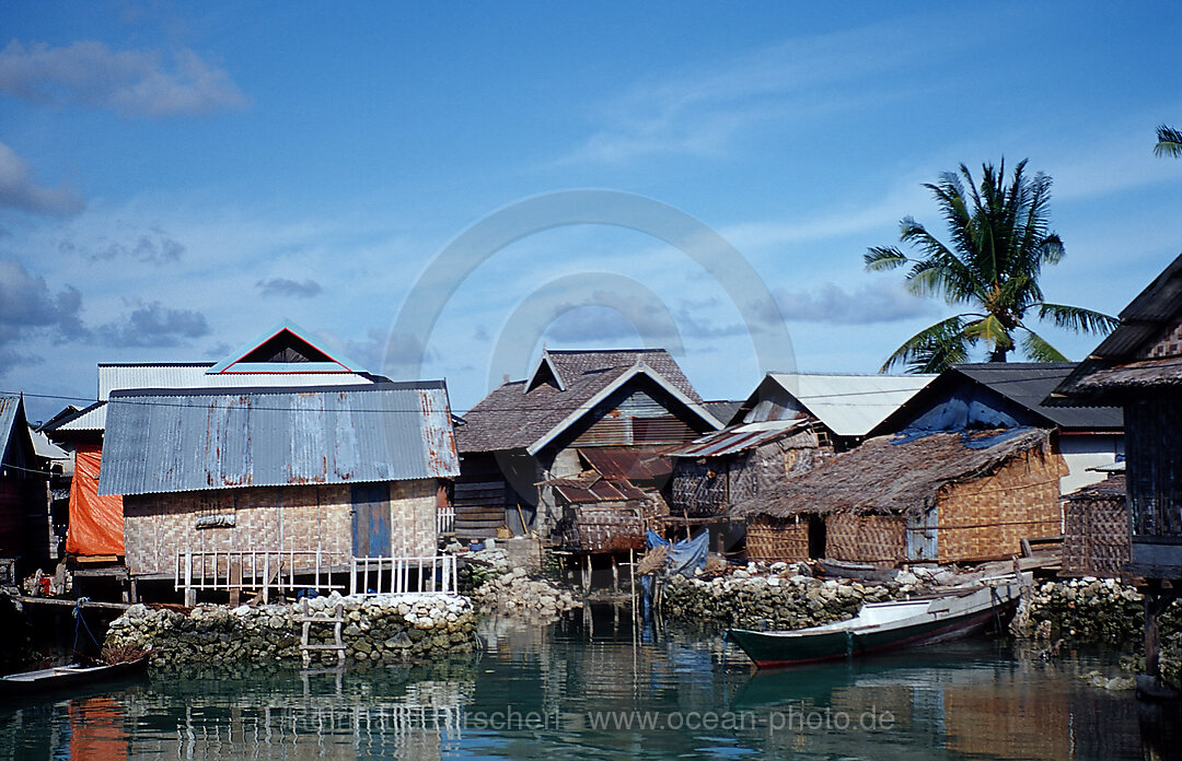 Fischerdorf Lamanggau, Sulawesi, Celebes, Indonesien