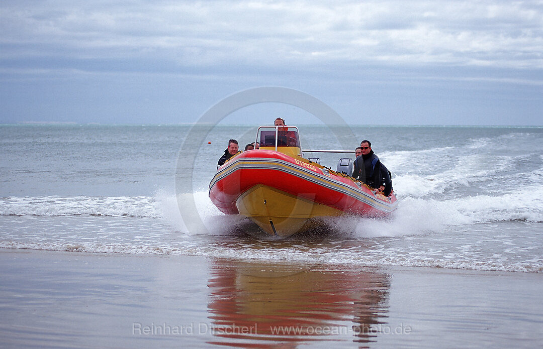 Beach launch with rubber dinghy