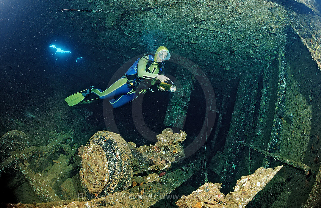 Scuba diver and Truck wreck in Blue Belt shipwreck