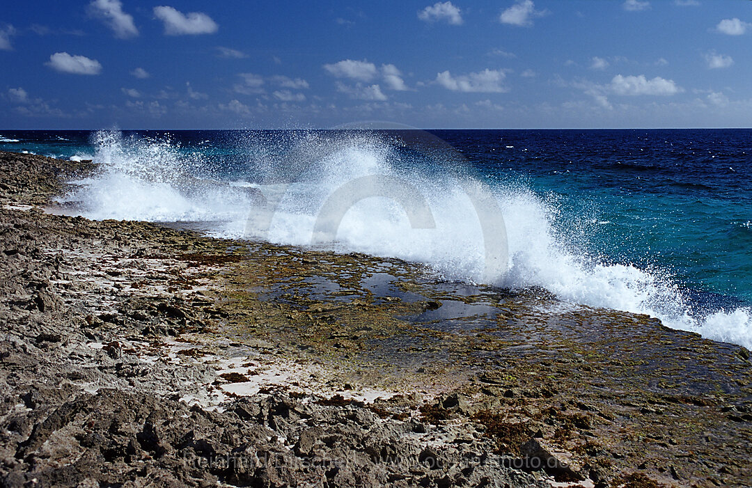 Playa Chikitu Coast