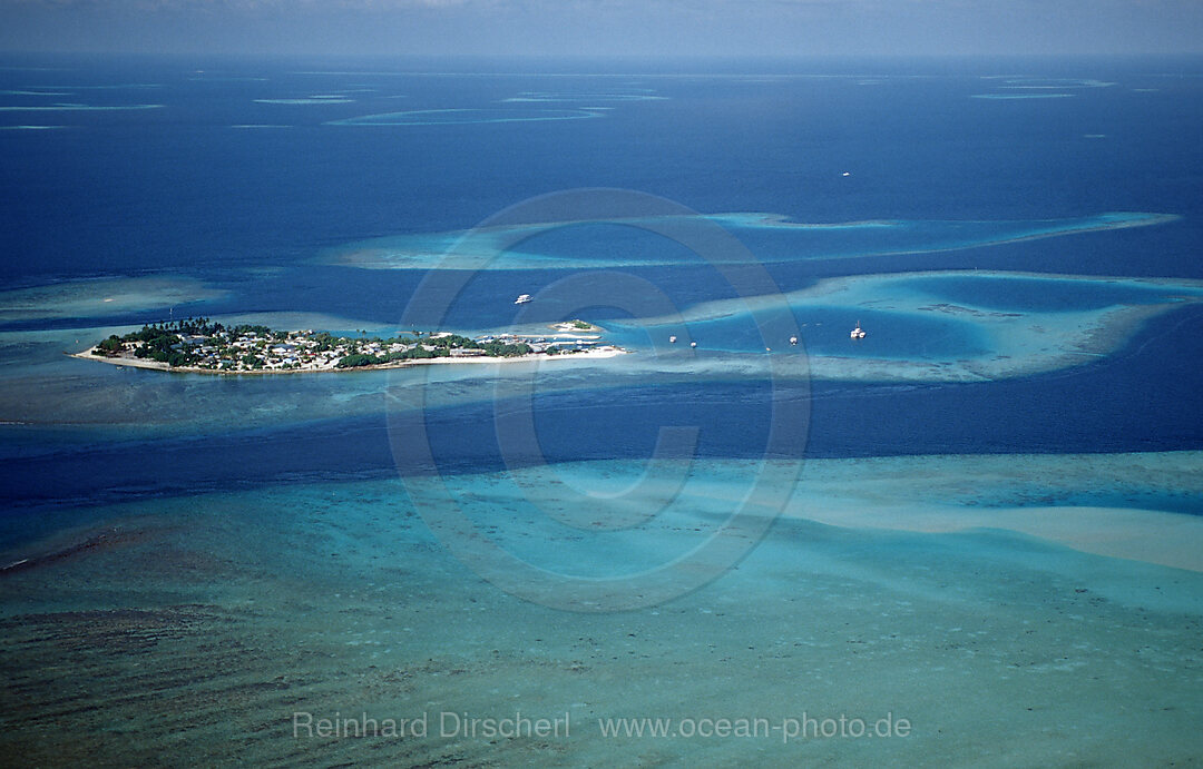 Luftaufnahme der Malediven, Indischer Ozean, Sued-Male Atoll, Gulhi, Malediven