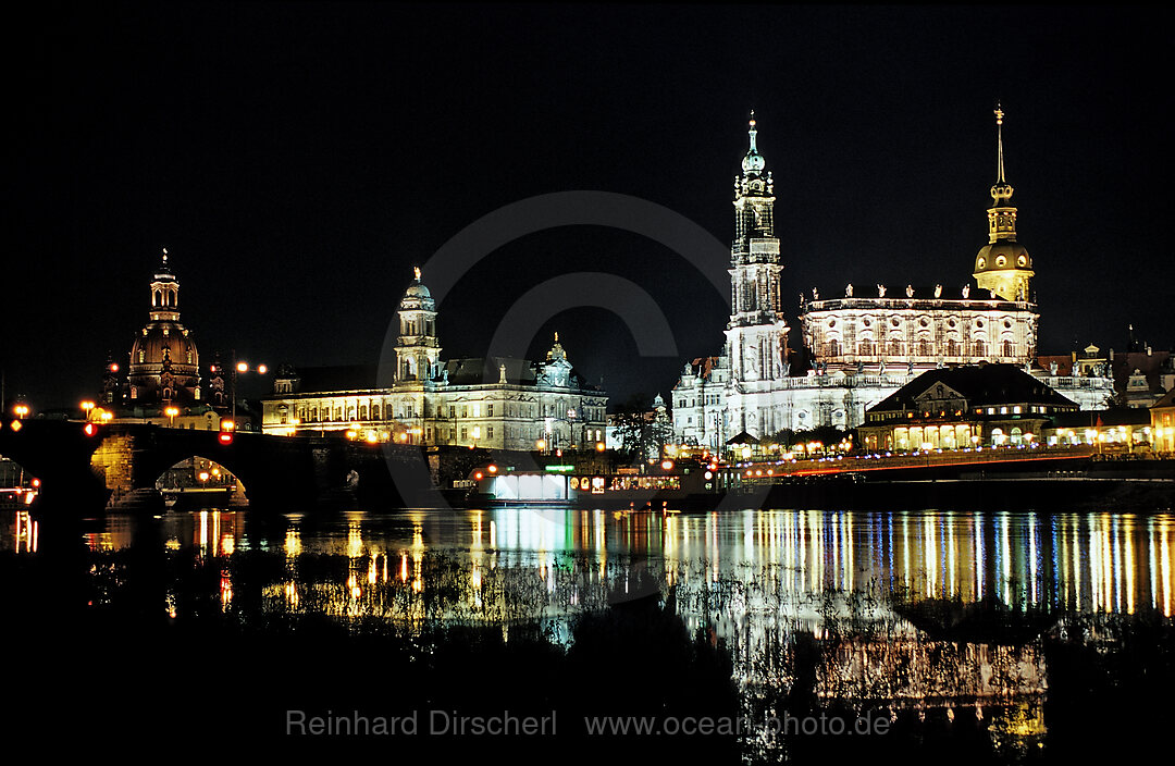 Dresden bei Nacht, Dresden, Sachsen, Deutschland