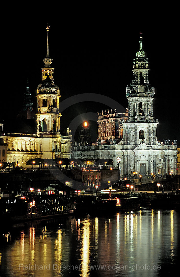 Blick auf Dresden bei Nacht