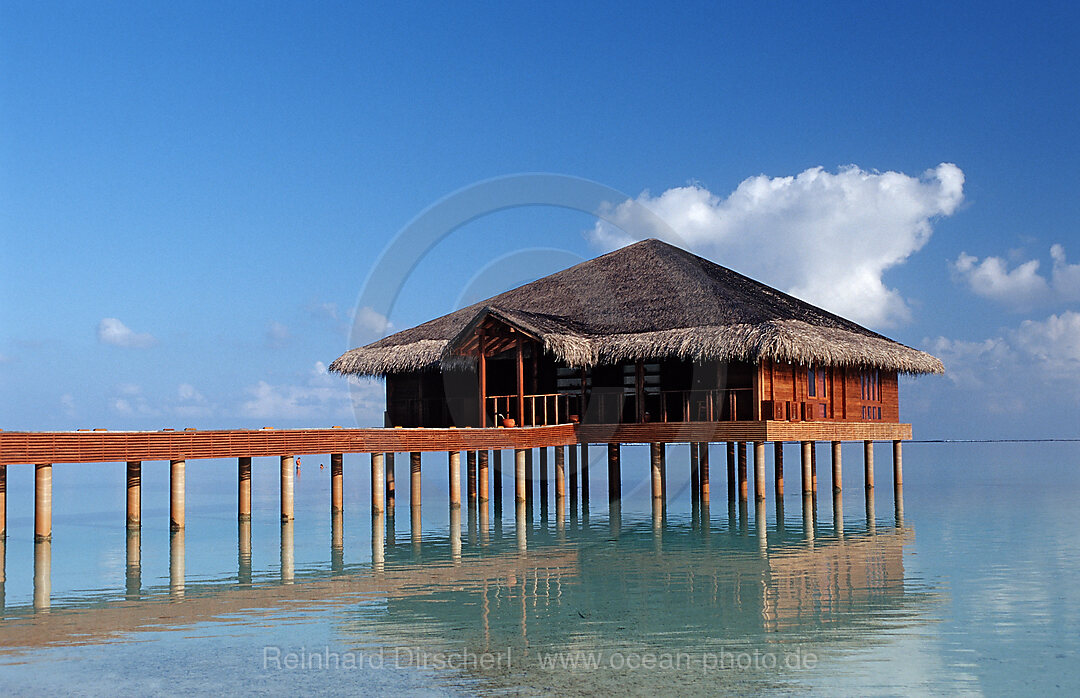 Wasserbungalow auf Malediveninsel
