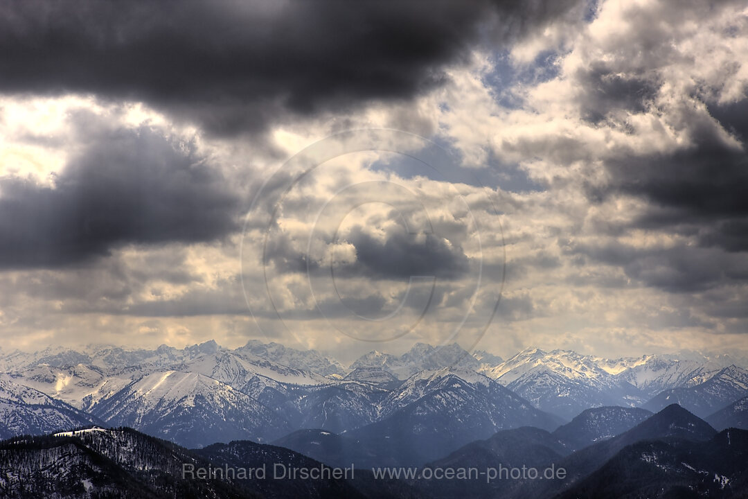 Blick vom Seekarkreuz auf Karwendel-Gebirge, Mangfallgebirge, Bayern, Deutschland, BRD