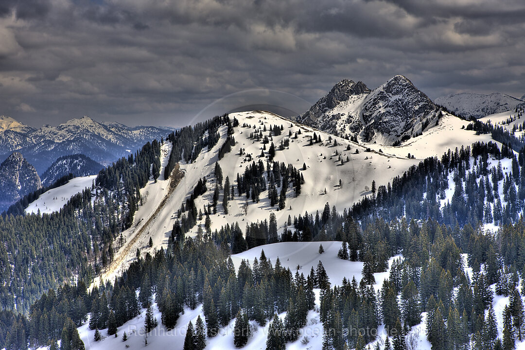Blick vom Seekarkreuz auf Bayerisches Voralpenland