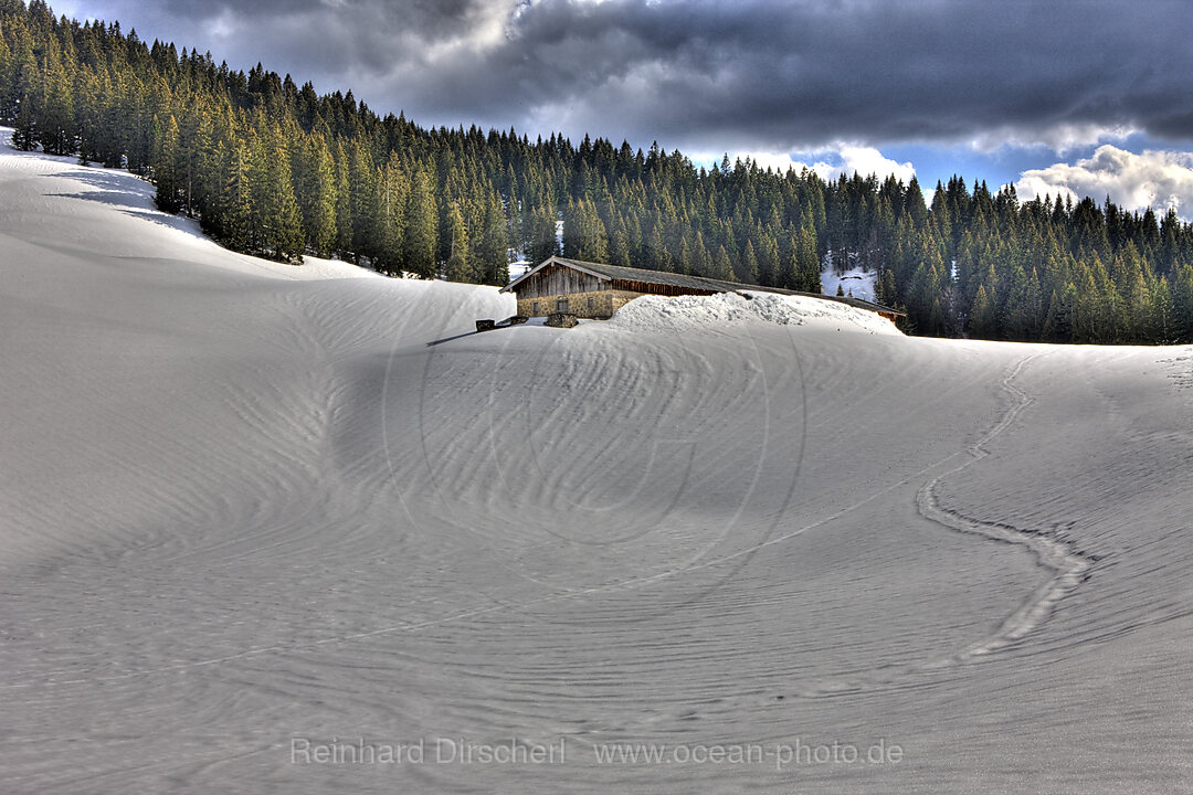View from the Lenggrieser Lodge to Bavarian Alps