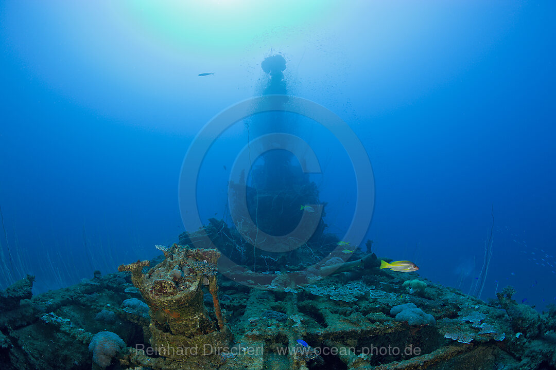 Remains of Anti Aircraft Gun and Tower of USS Apogon Submarine, Bikini Atoll, Micronesia, Pacific Ocean, Marshall Islands