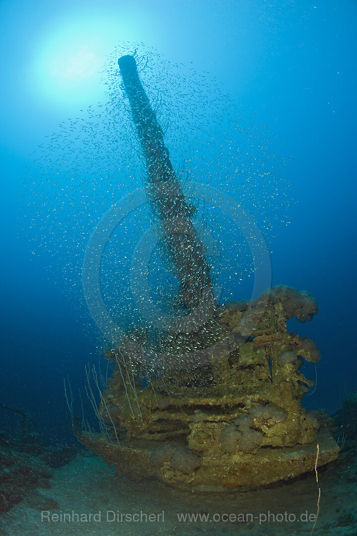 5-Zoll Geschuetz auf Zerstoerer USS Lamson