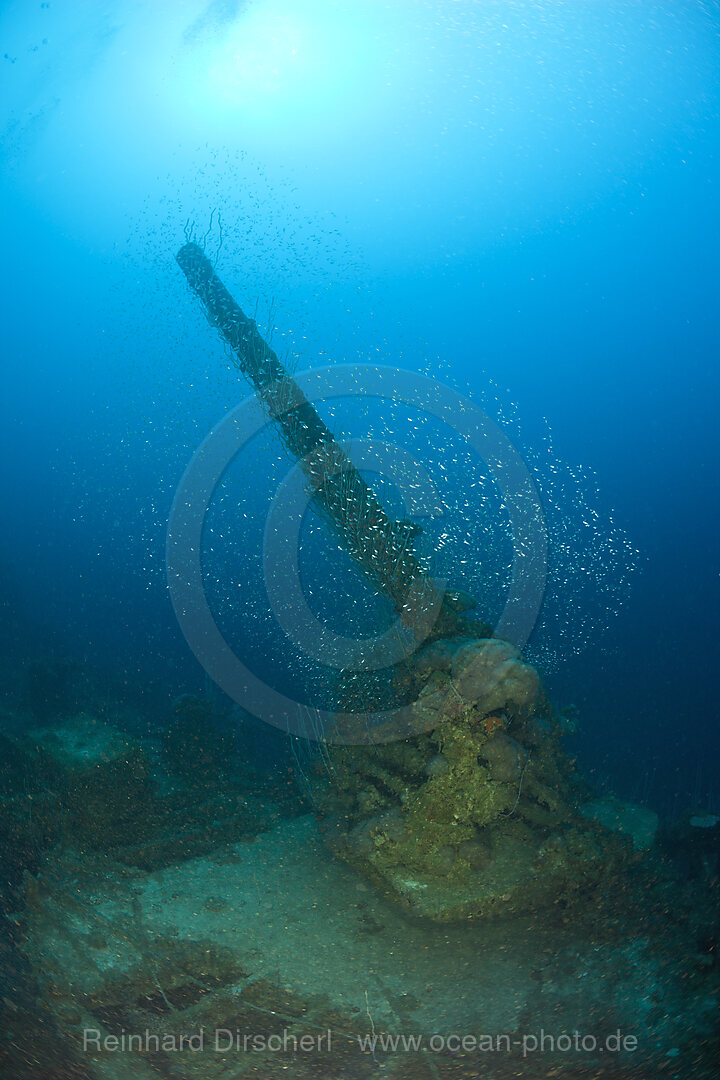 5-Zoll Geschuetz auf Zerstoerer USS Lamson