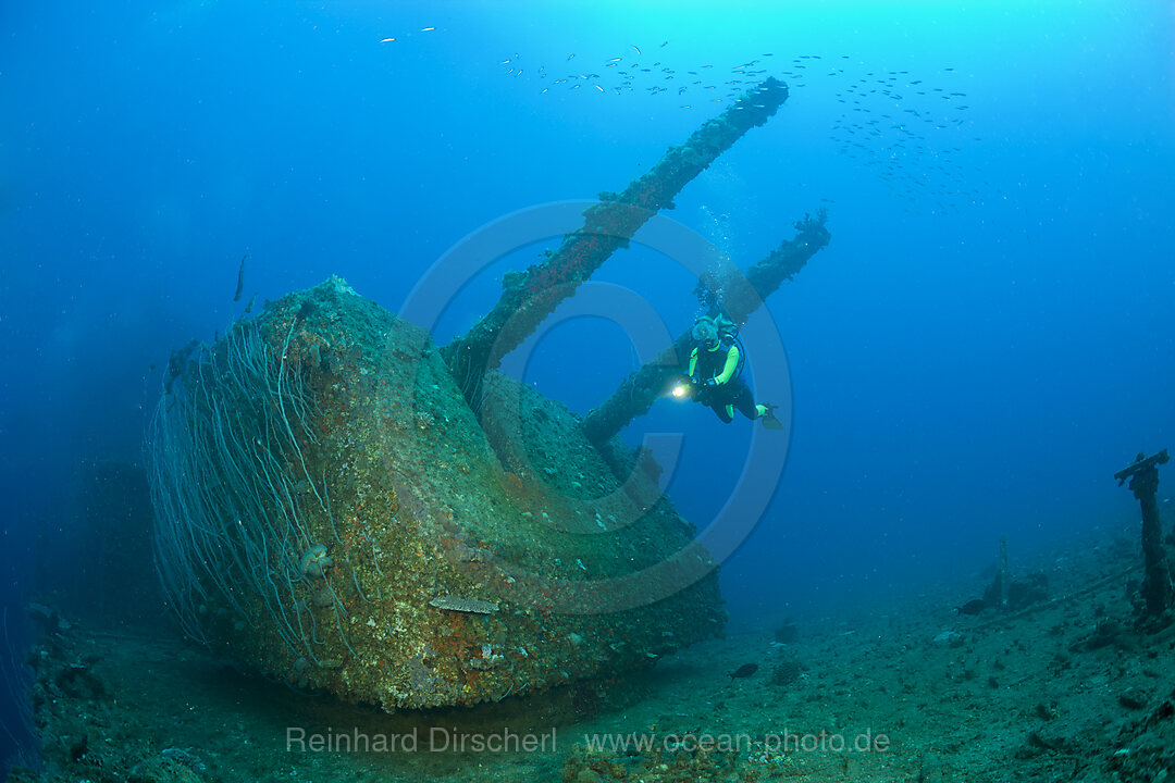 Diver and Twin 8-inch 55 caliber Gun on USS Saratoga, Bikini Atoll, Micronesia, Pacific Ocean, Marshall Islands