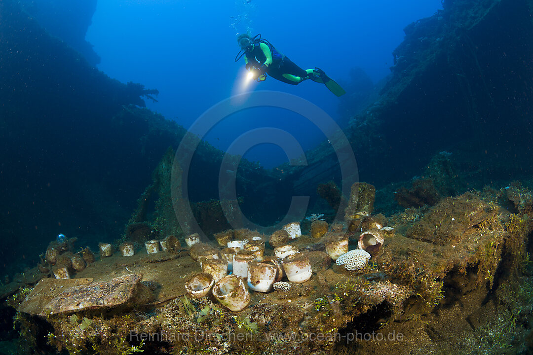 Diver discover Tableware and Artifacts on USS Saratoga, Bikini Atoll, Micronesia, Pacific Ocean, Marshall Islands