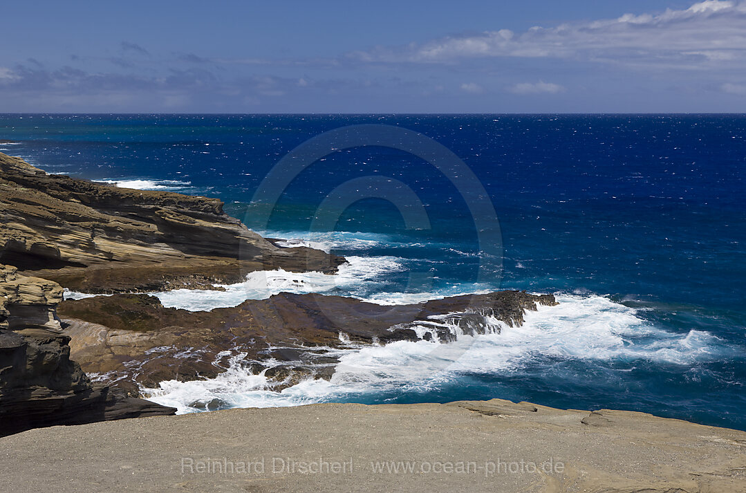 Chinawall Felsen am Kawaihoa Point