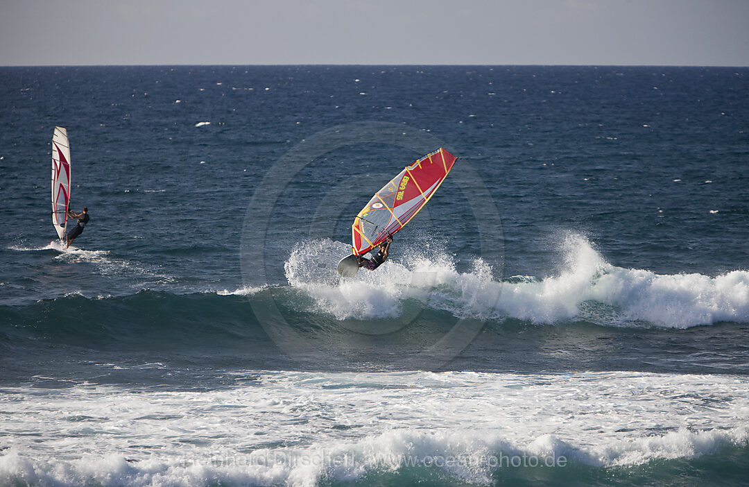 Windsurfer am Hookipa Beach, Maui, Hawaii, USA