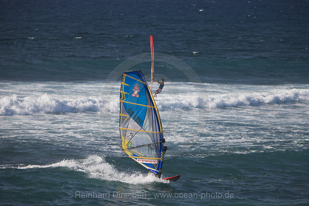 Windsurfer am Hookipa Beach, Maui, Hawaii, USA