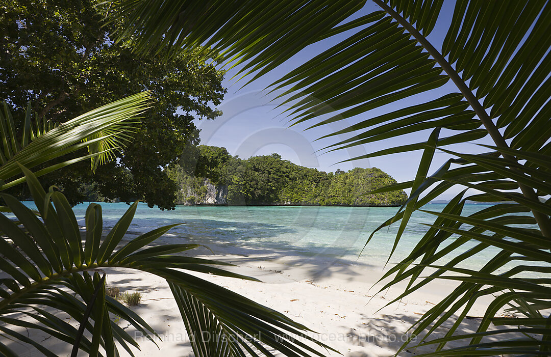 Sandstrand in den Rock Islands