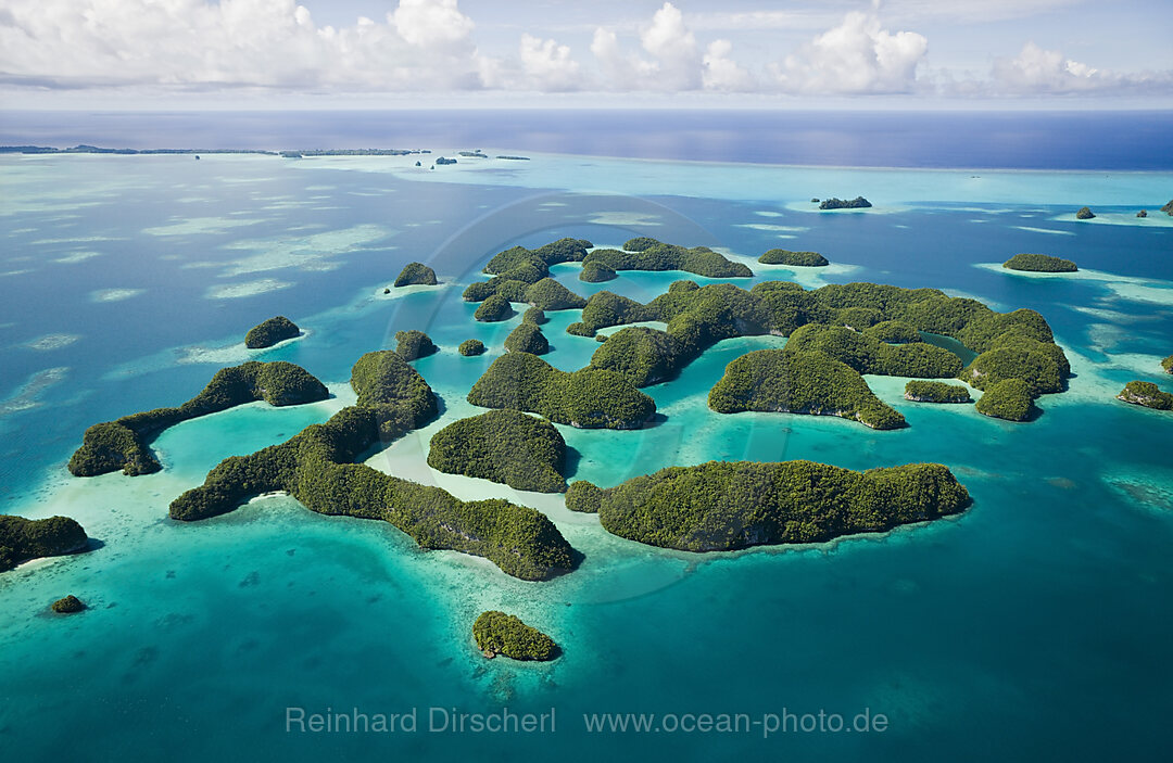 Luftaufnahme von Seventy Islands, Mikronesien, Palau