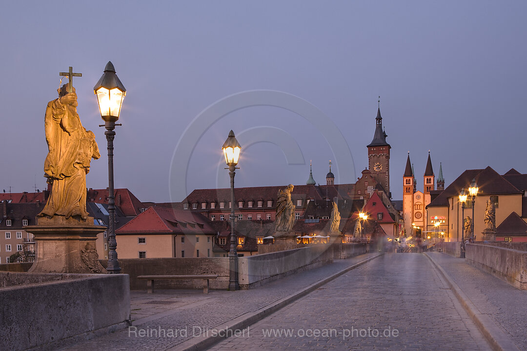 Alte Mainbruecke in Wuerzburg