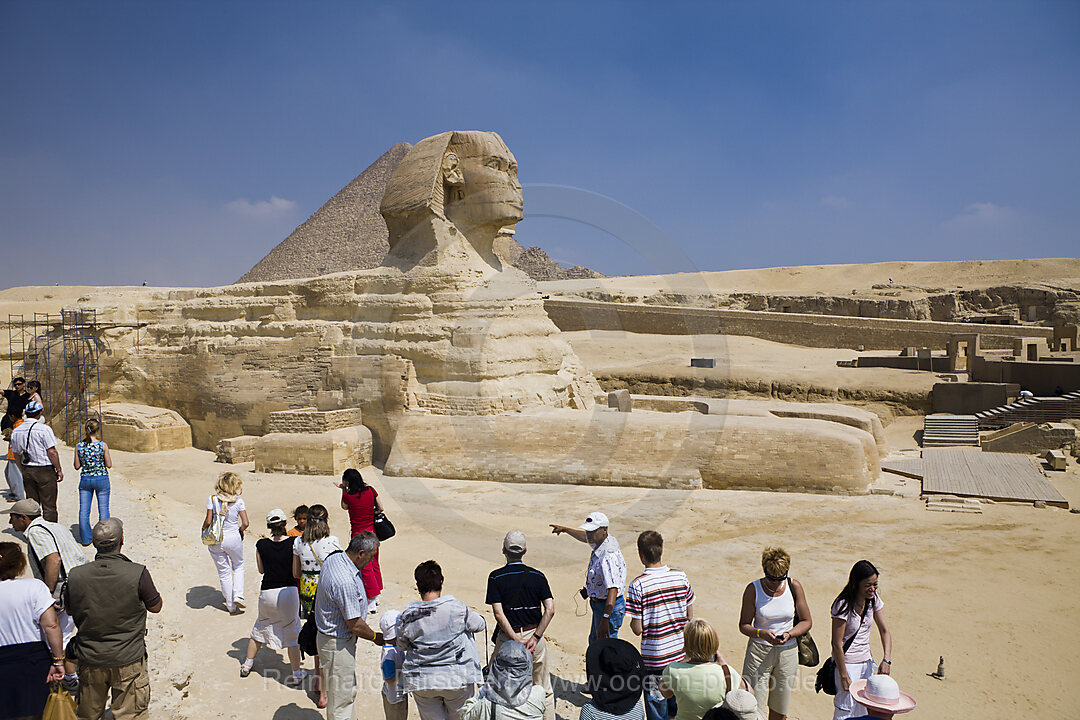Tourists and Great Sphinx of Giza