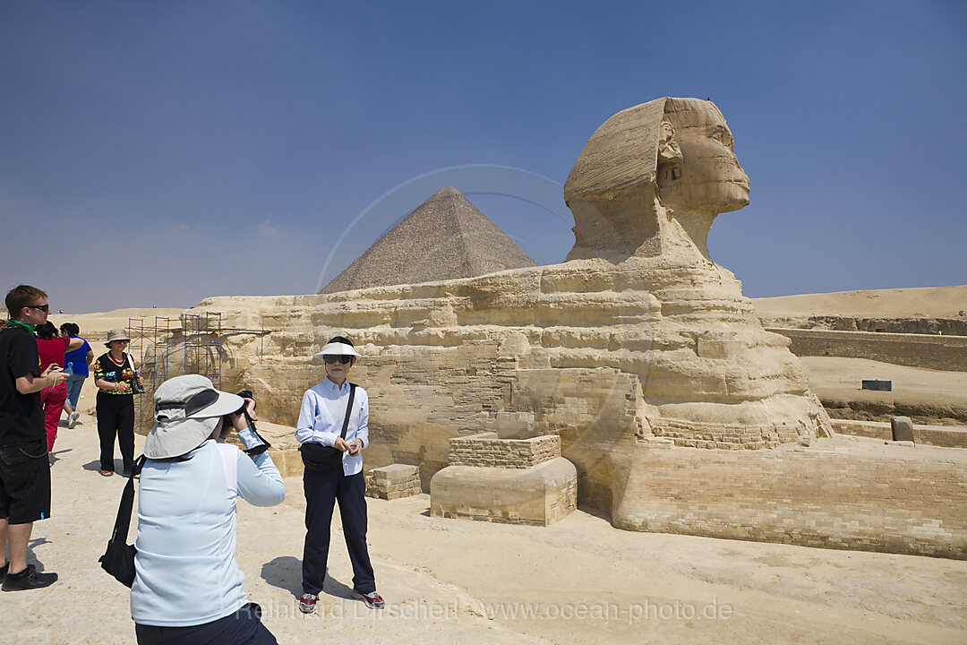 Tourists and Great Sphinx of Giza