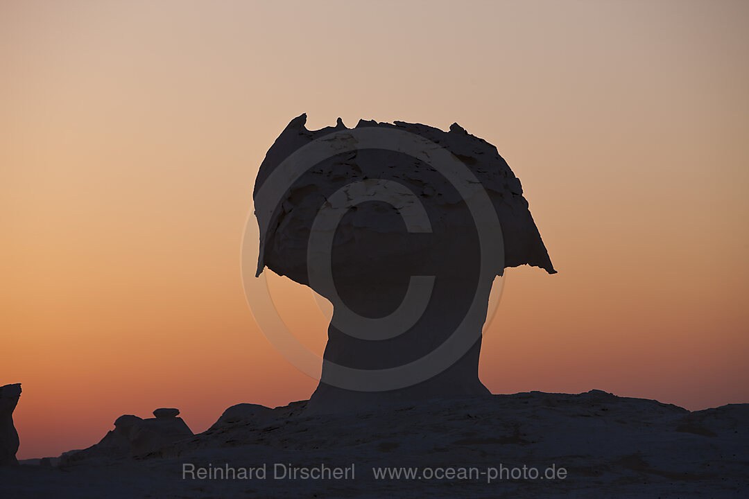 Nacht in Nationalpark Weisse Wueste