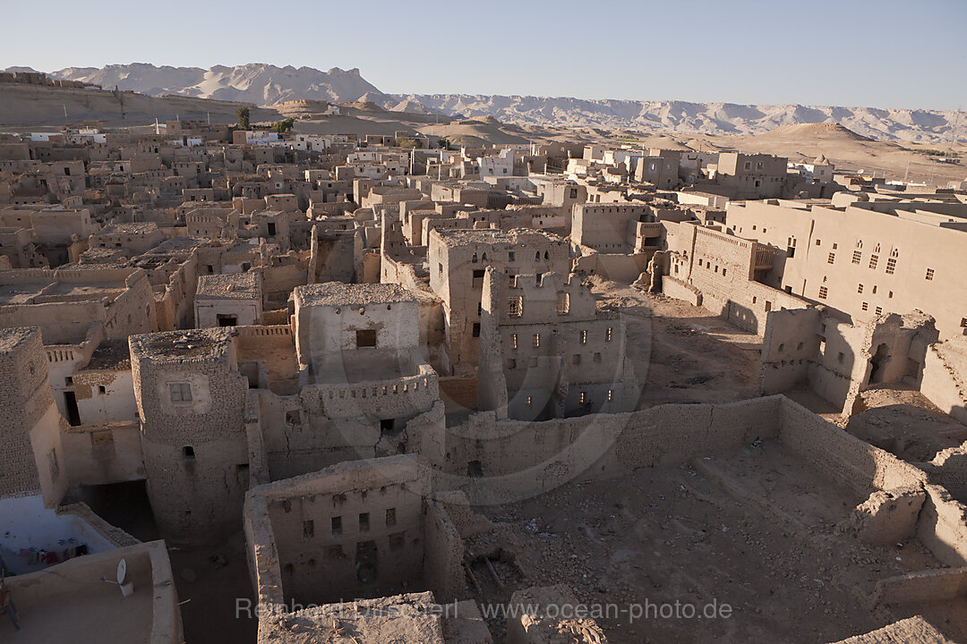 Blick auf Altstadt Al Qasr in Dakhla Oase