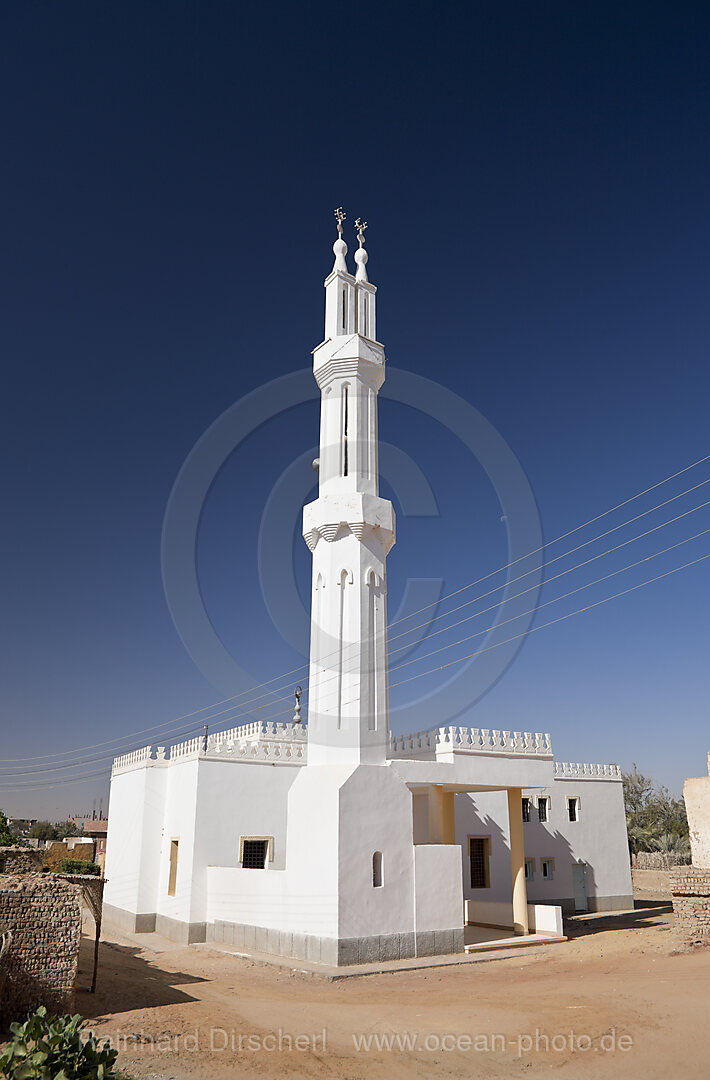New Mosque of El Qasr in Dakhla Oasis