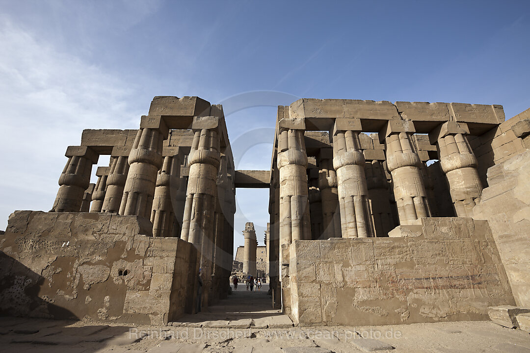 Saeulenhof von Luxor-Tempel, Luxor, Aegypten