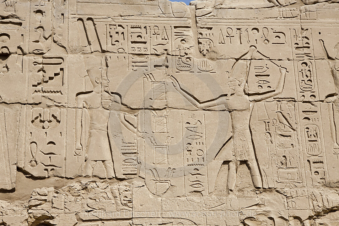 Wand Relief in Karnak Tempel, Luxor, Aegypten