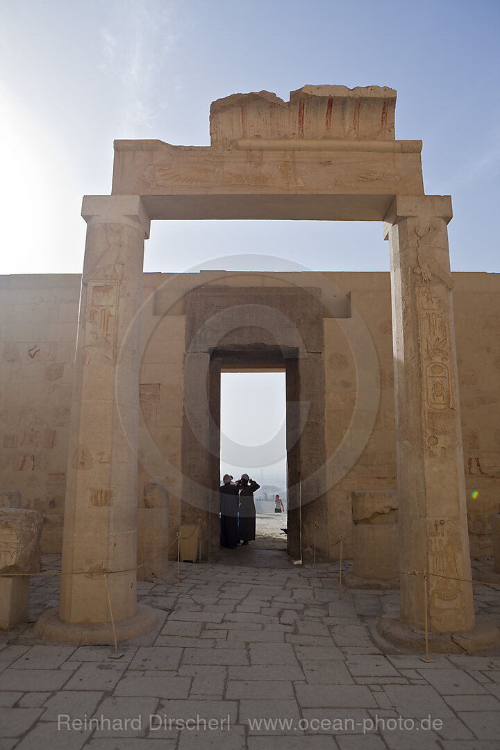 Festhof des Totentempel der Hatschepsut