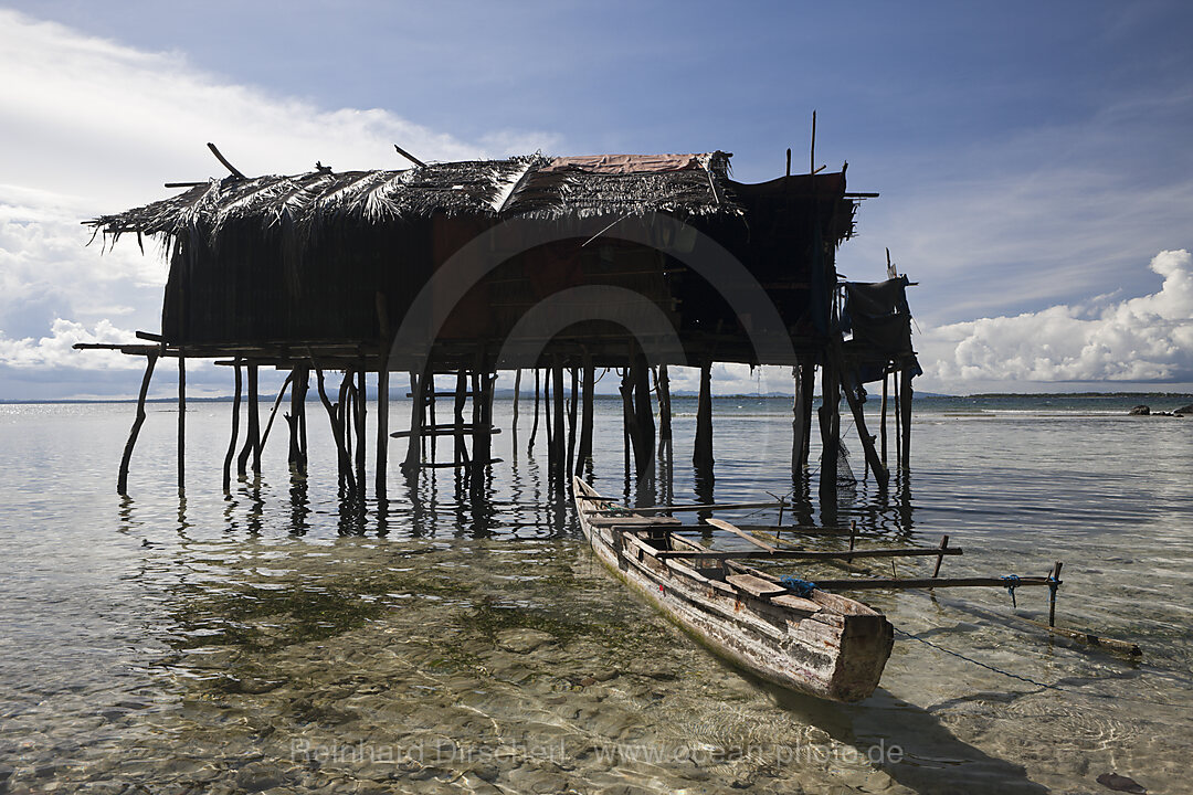 Stelzenhaus auf Insel bei Sorong
