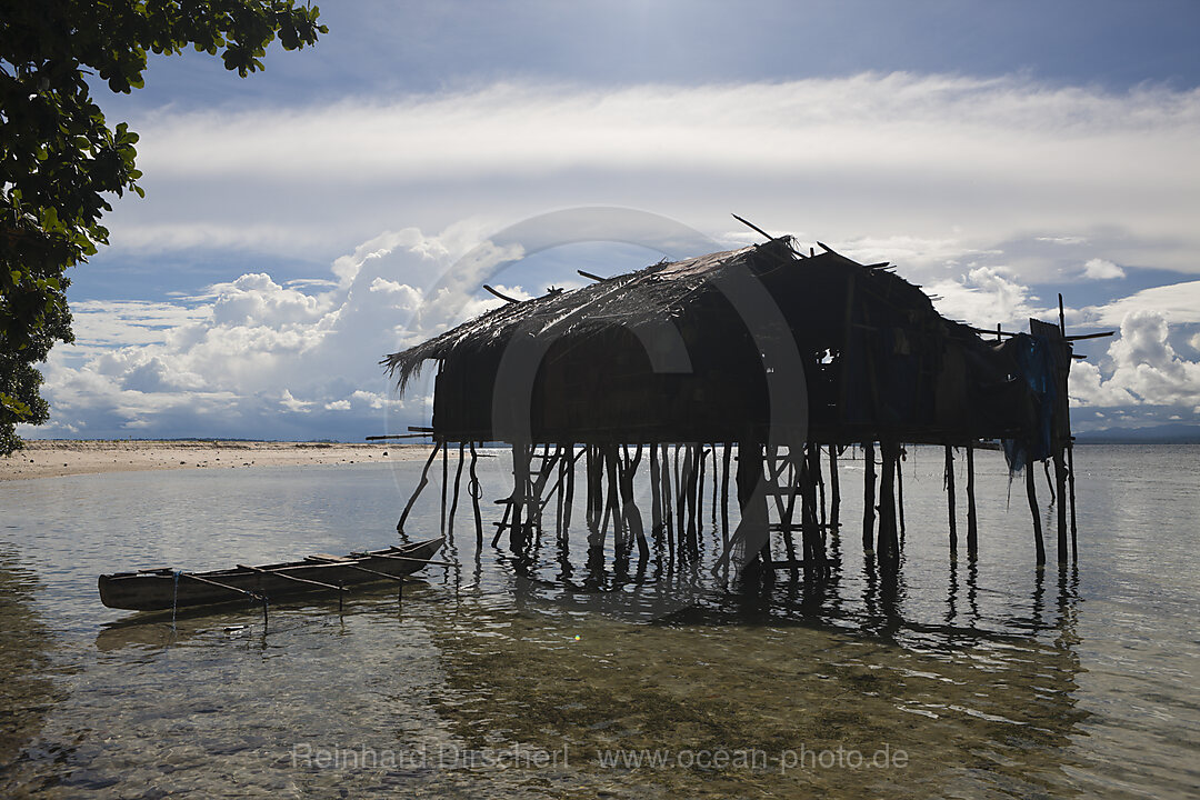 Stelzenhaus auf Insel bei Sorong