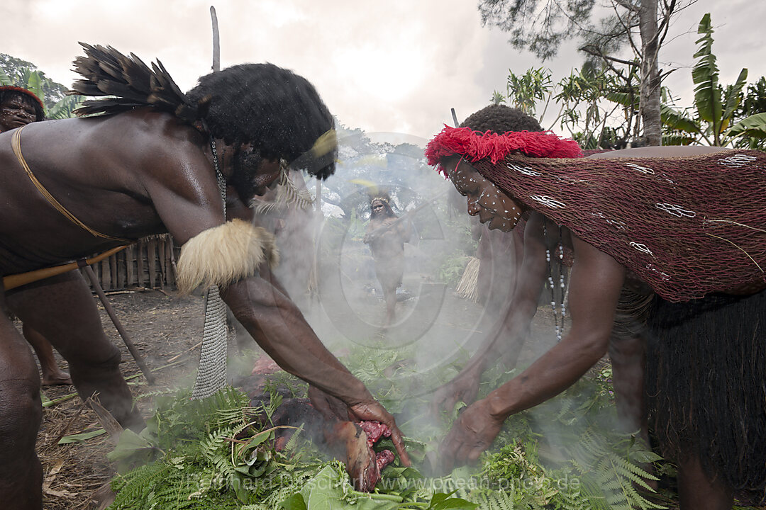 Schweinefest in Dani Dorf, Baliem Valley, West Papua, Indonesien