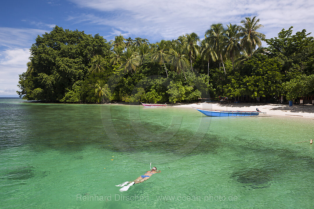 Snorkeling in Lagoon of Ahe Island