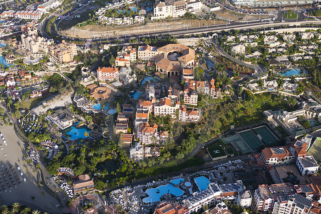 Resorts of Playa del Duque