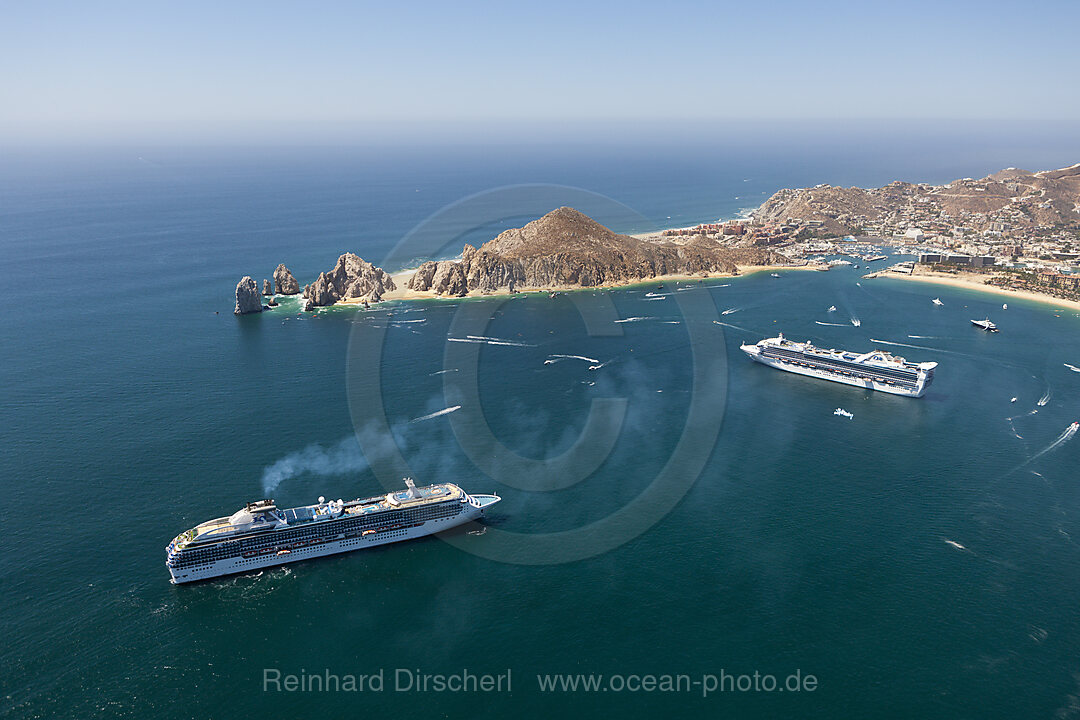 Kreuzfahrtschiff vor Cabo San Lucas, n/a, Cabo San Lucas Baja California Sur, Mexiko