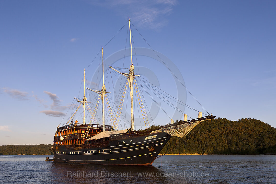 Tauchsafari-Schiff Amira, n/a, Triton Bay, West Papua, Indonesien