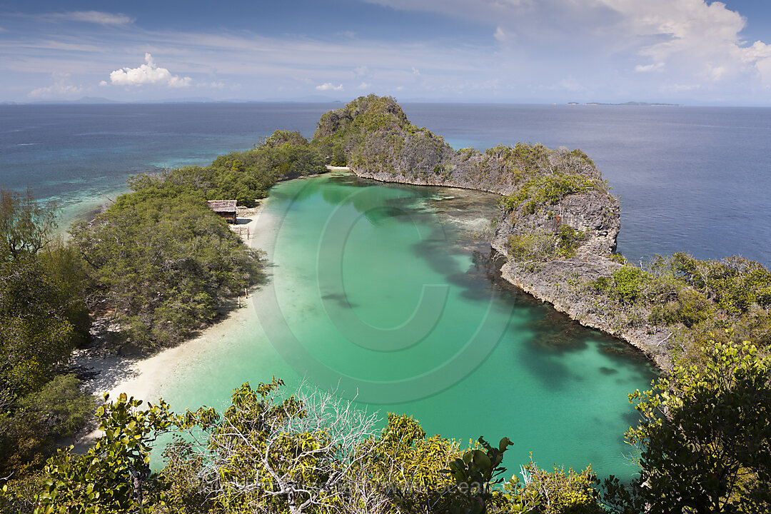 Rufus Bay Lagune bei Fam Islands, Raja Ampat, West Papua, Indonesien