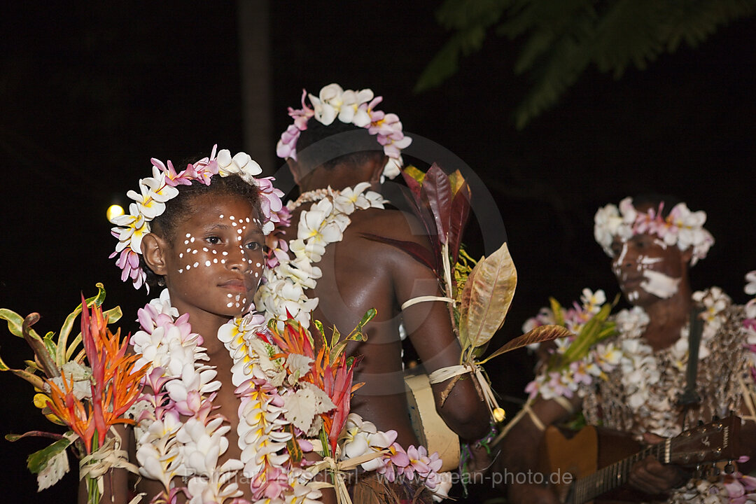Traditional Sing Sing of Kofure, Tufi, Oro Province, Papua New Guinea