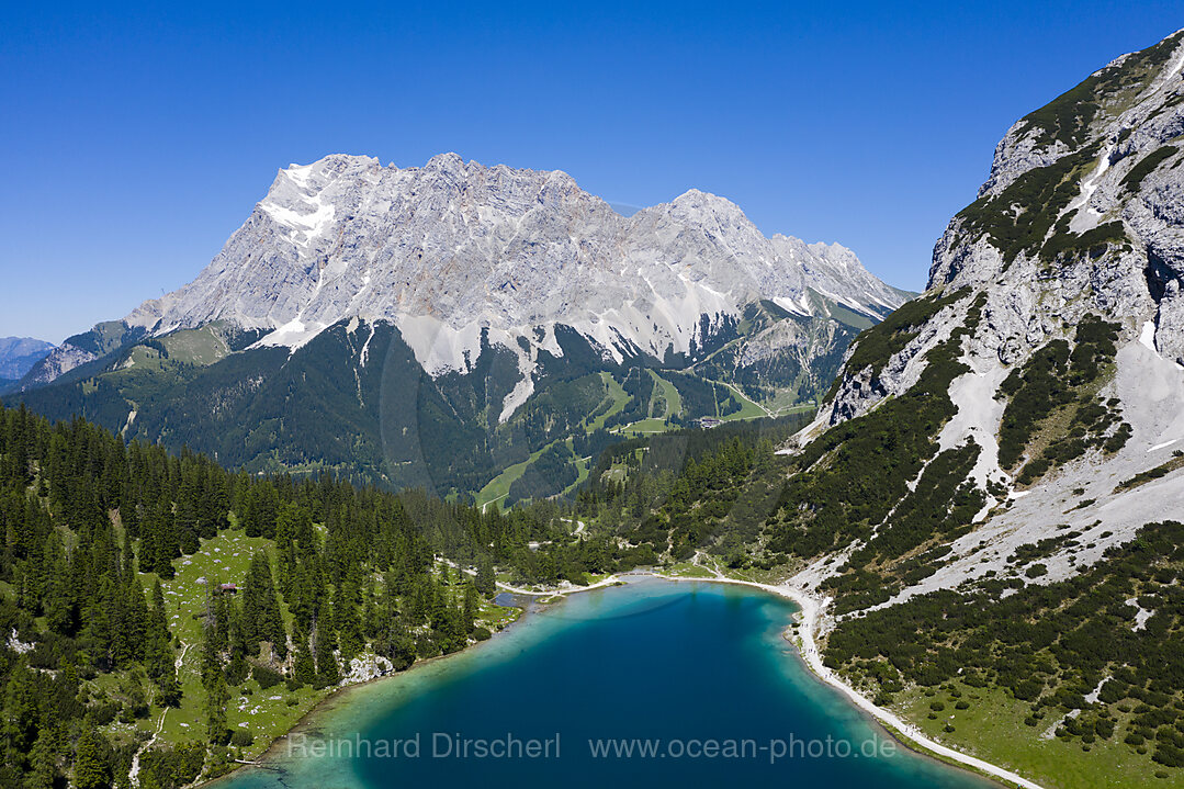 Seebensee mit Blick auf die Zugspitze, Ehrwald, Tirol, Oesterreich