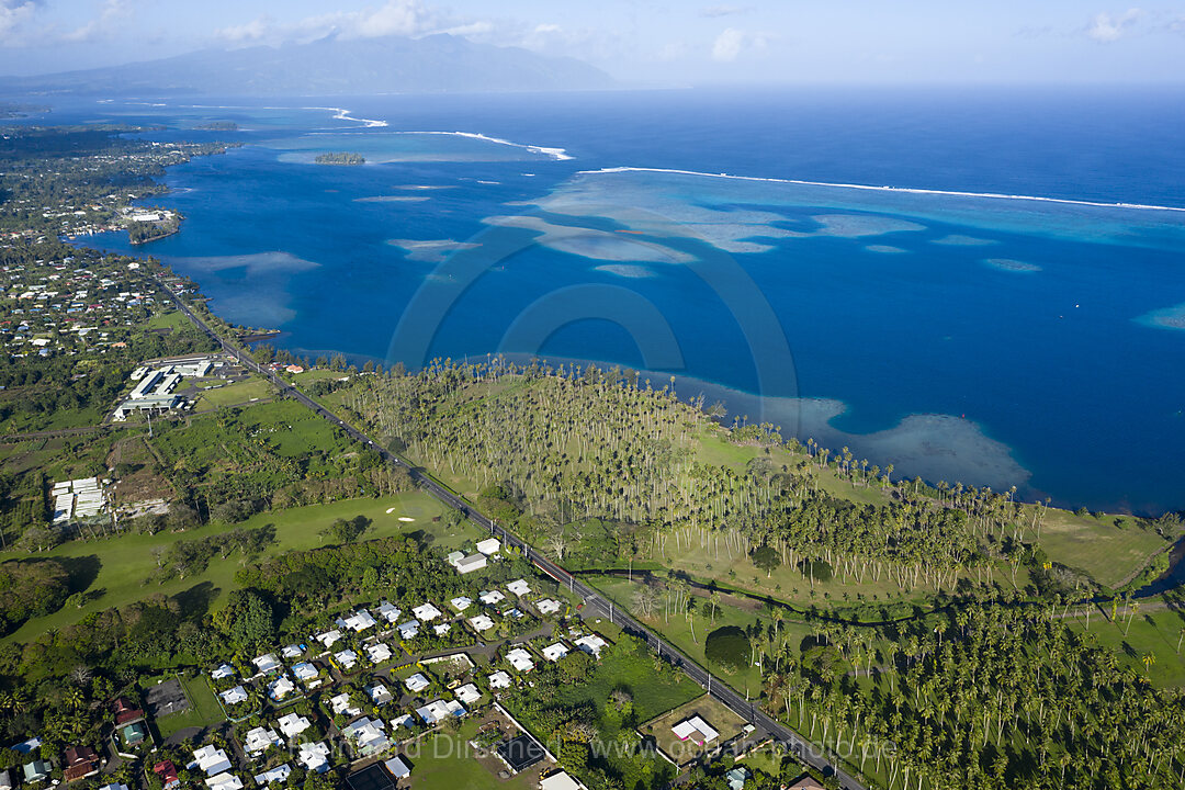 Luftaufnahme der Suedkueste von Tahiti, Tahiti, Franzoesisch-Polynesien