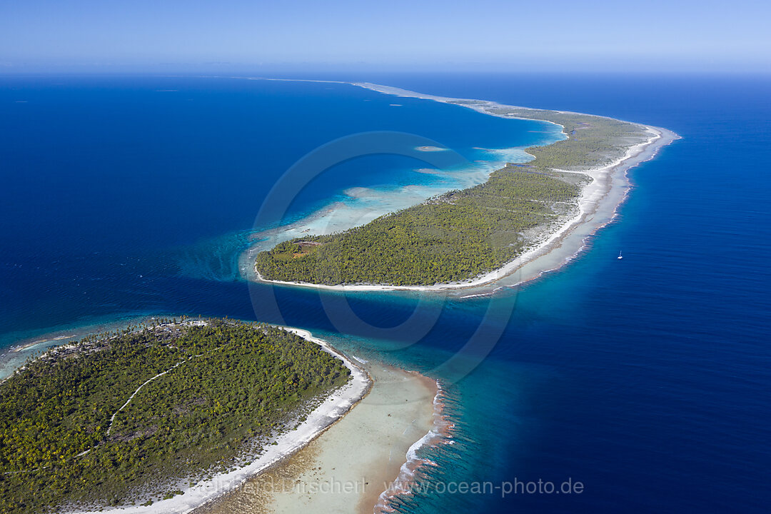 Almonu Pass im Apataki Atoll, Tuamotu Archipel, Franzoesisch Polynesien