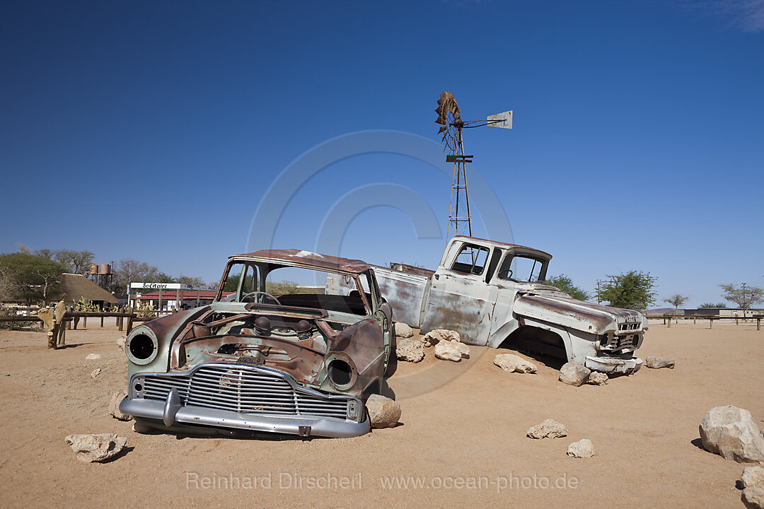 Autowrack in Solitaire, Namib Naukluft Park, Namibia