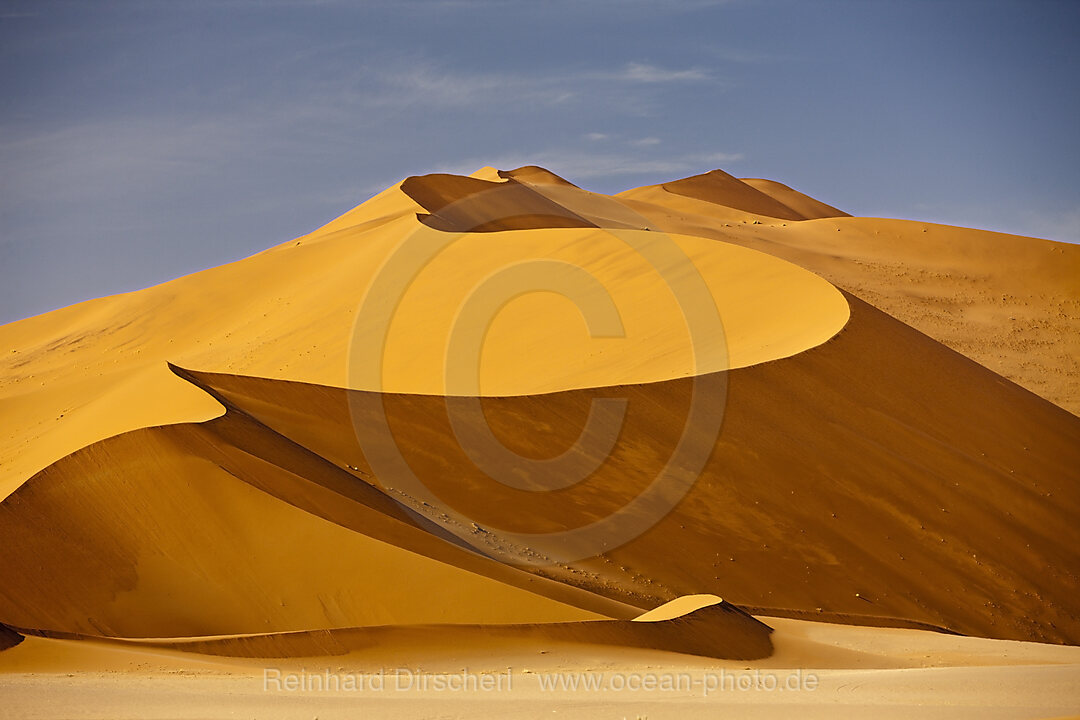 Big Mama Dune in Sossusvlei Area, Namib Naukluft Park, Namibia