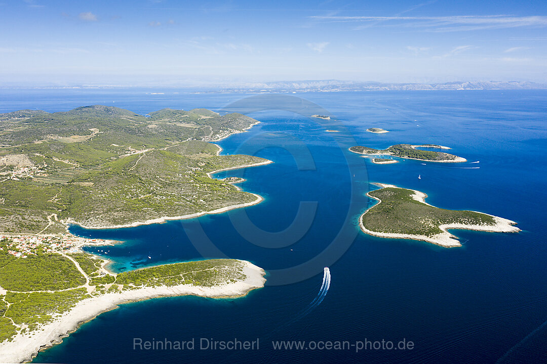 Rukavac an der Suedkueste von Vis, Mittelmeer, Kroatien